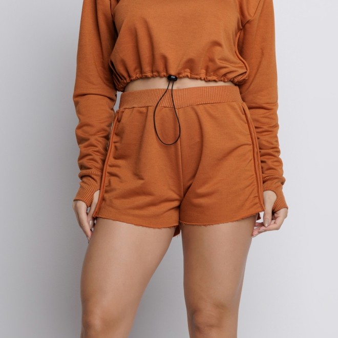 Short Feminino Cós Alto Gringa Moletinho Caramelo